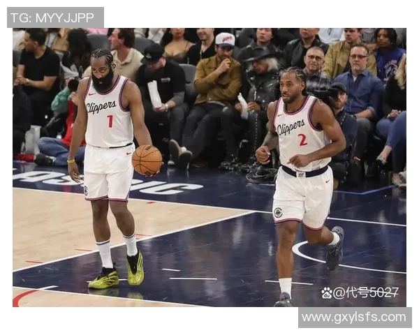 国王队与快船队的激烈对决揭示了NBA季后赛的无限可能性与精彩瞬间